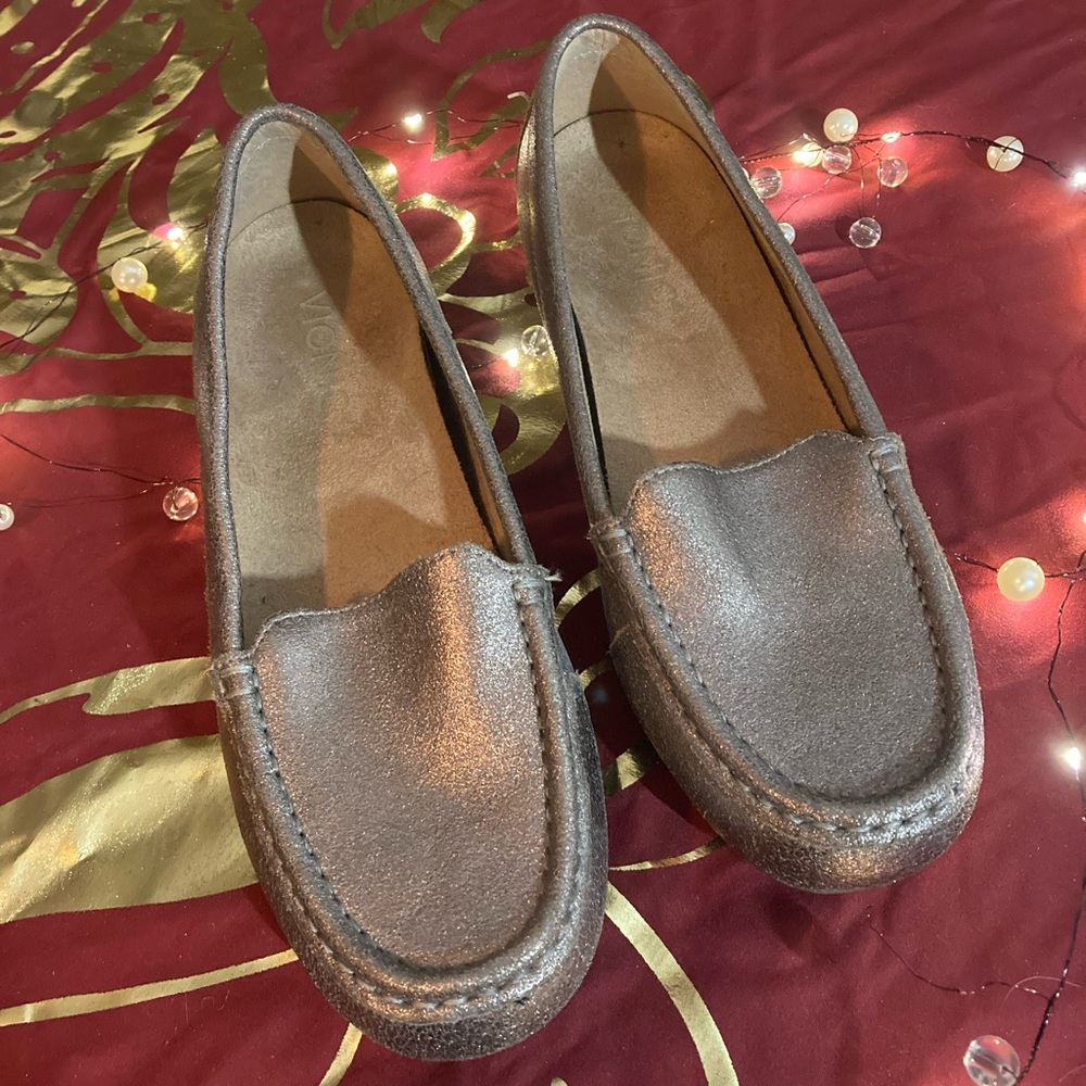 Vionic Pewter loafers